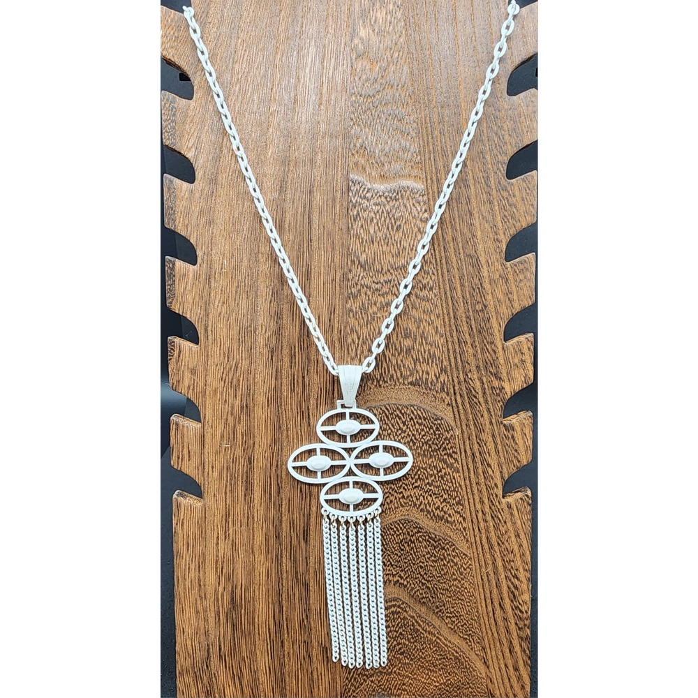 Vintage Mod Style White Enamel Tassel Pendant with Matching 24" Enamel Chain